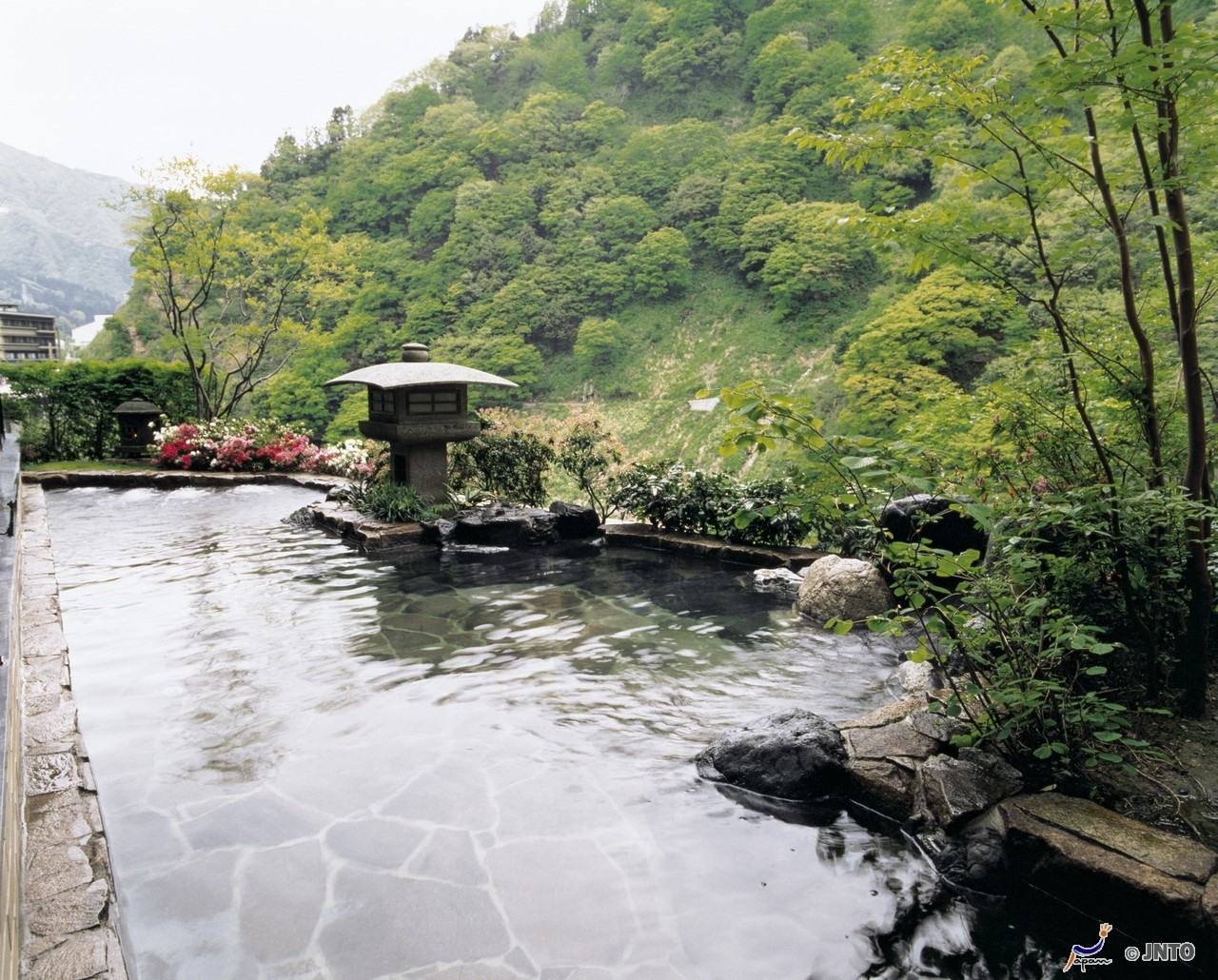 富山縣的露天風呂.jpg